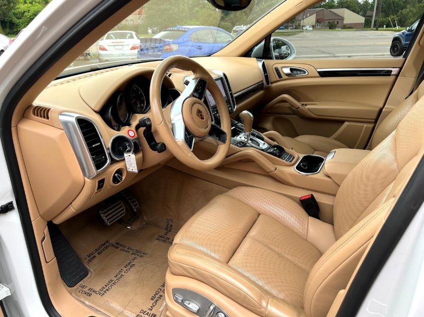 2017 PORSCHE CAYENNE WP1AA2A27HKA83440