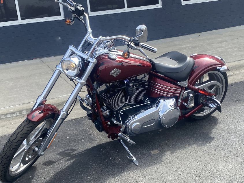 2010 HARLEY-DAVIDSON FXCWC 1HD1JK510AB021143