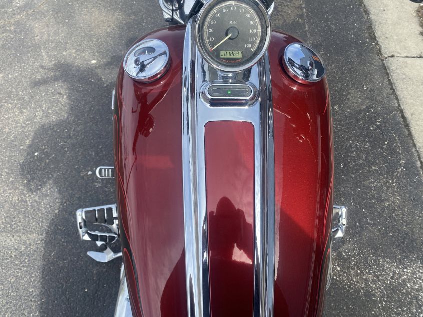 2010 HARLEY-DAVIDSON FXCWC 1HD1JK510AB021143