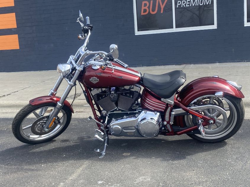 2010 HARLEY-DAVIDSON FXCWC 1HD1JK510AB021143