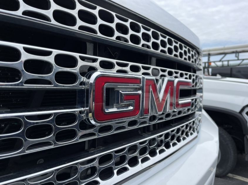 2013 GMC SIERRA 2500HD DENALI 1GT125E82DF161057