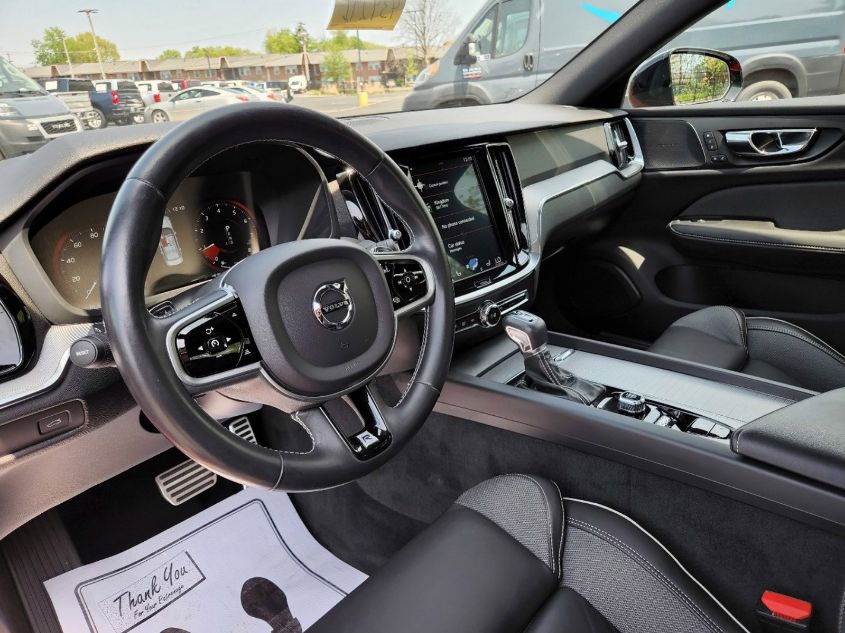 2019 VOLVO S60 T6 R-DESIGN 7JRA22TM1KG011920