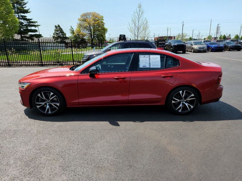 2019 VOLVO S60 T6 R-DESIGN 7JRA22TM1KG011920