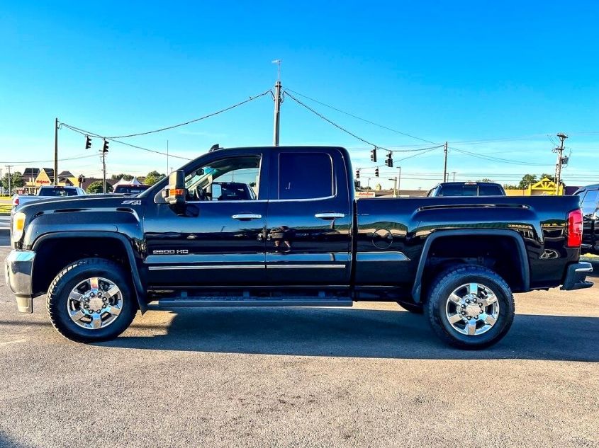2015 GMC SIERRA 2500HD SLT 1GT22ZE82FZ529587