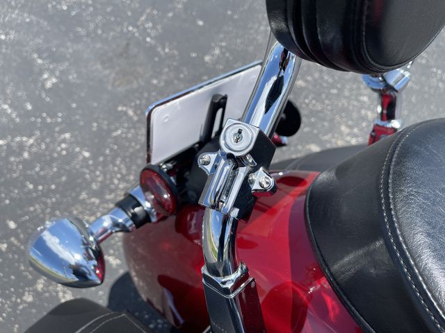 2011 YAMAHA XVS1300 CT JYAVP32E2BA000294