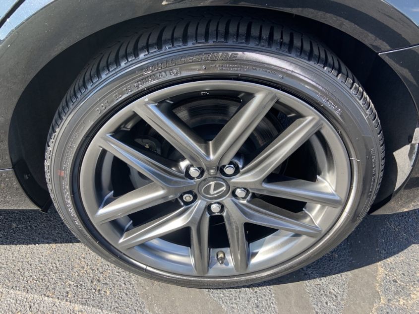 2018 LEXUS IS IS 300 JTHC81D23J5031544