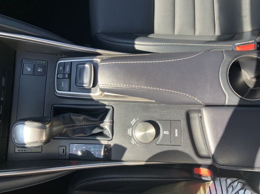 2018 LEXUS IS IS 300 JTHC81D23J5031544