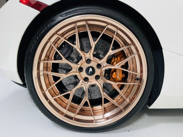 2020 MCLAREN AUTOMOTIVE 720S SBM14FCA0LW004090