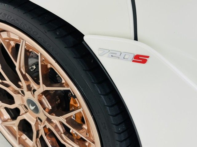 2020 MCLAREN AUTOMOTIVE 720S SBM14FCA0LW004090