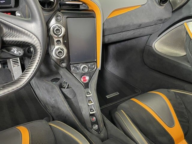 2019 MCLAREN AUTOMOTIVE 720S SBM14DCA6KW002590