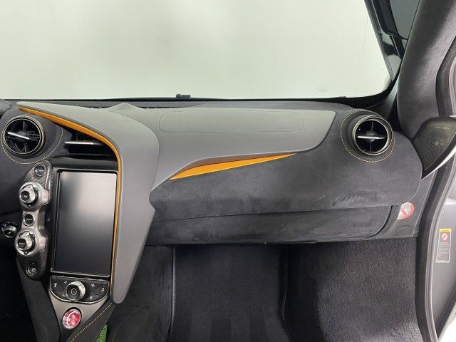 2019 MCLAREN AUTOMOTIVE 720S SBM14DCA6KW002590