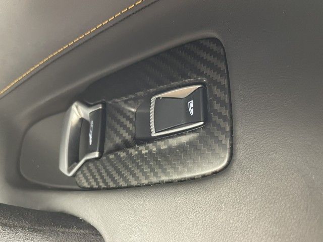 2019 MCLAREN AUTOMOTIVE 720S SBM14DCA6KW002590