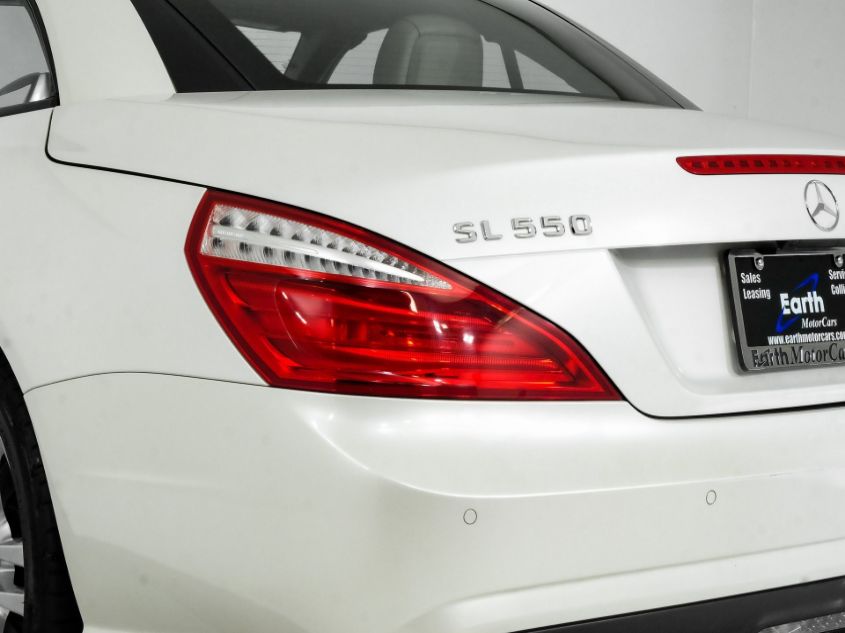 2013 MERCEDES-BENZ SL-CLASS SL 550 WDDJK7DA8DF010472