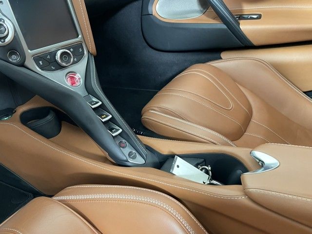 2019 MCLAREN AUTOMOTIVE 720S SBM14DCA8KW003451