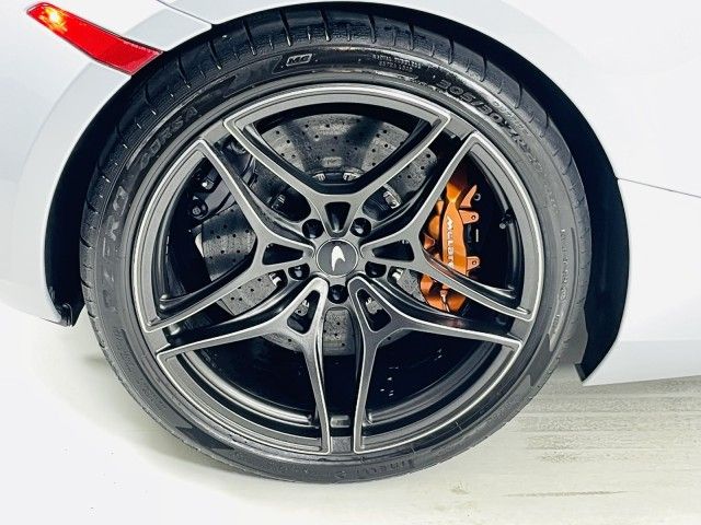 2019 MCLAREN AUTOMOTIVE 720S SBM14DCA8KW003451