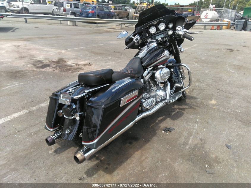 2006 HARLEY-DAVIDSON FLHTCUSE 1HD1PRE196Y954793