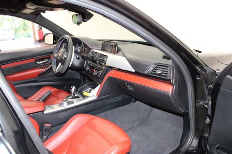 2015 BMW M3 WBS3C9C52FP805426