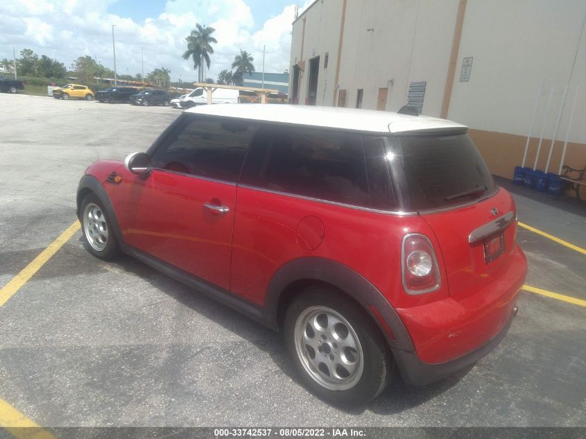 2013 MINI COOPER HARDTOP WMWSU3C58DT546536