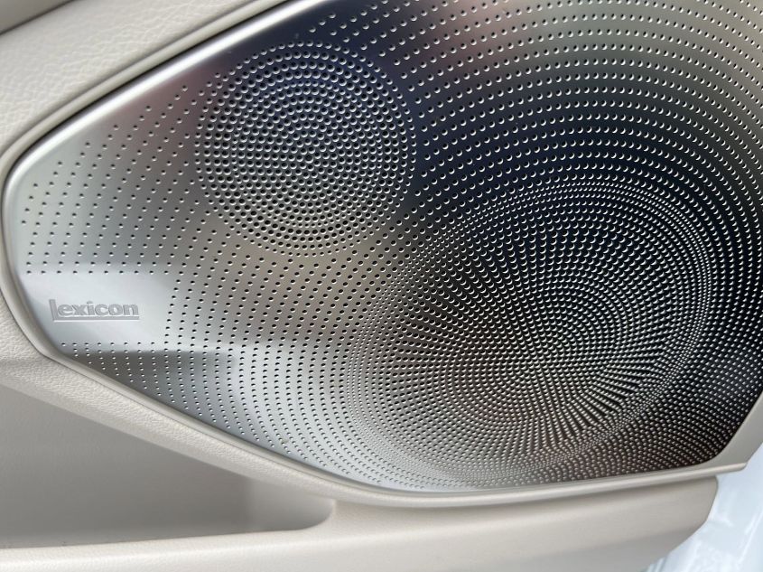 2022 GENESIS G90 PREMIUM KMTF34PA5NU096216