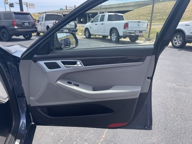 2015 HYUNDAI GENESIS 3.8L KMHGN4JE4FU040872