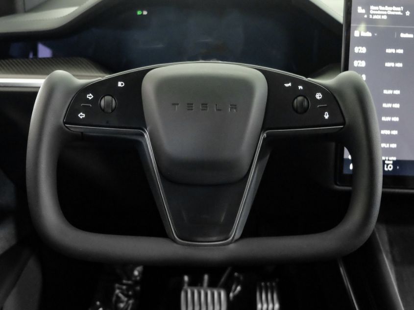 2022 TESLA MODEL X 7SAXCBE61NF337352