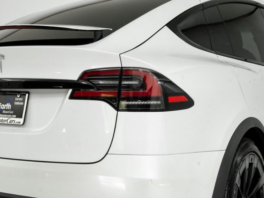 2022 TESLA MODEL X 7SAXCBE61NF337352