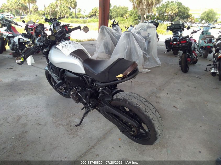 2018 YAMAHA XSR700 JYARM21E5JA000374