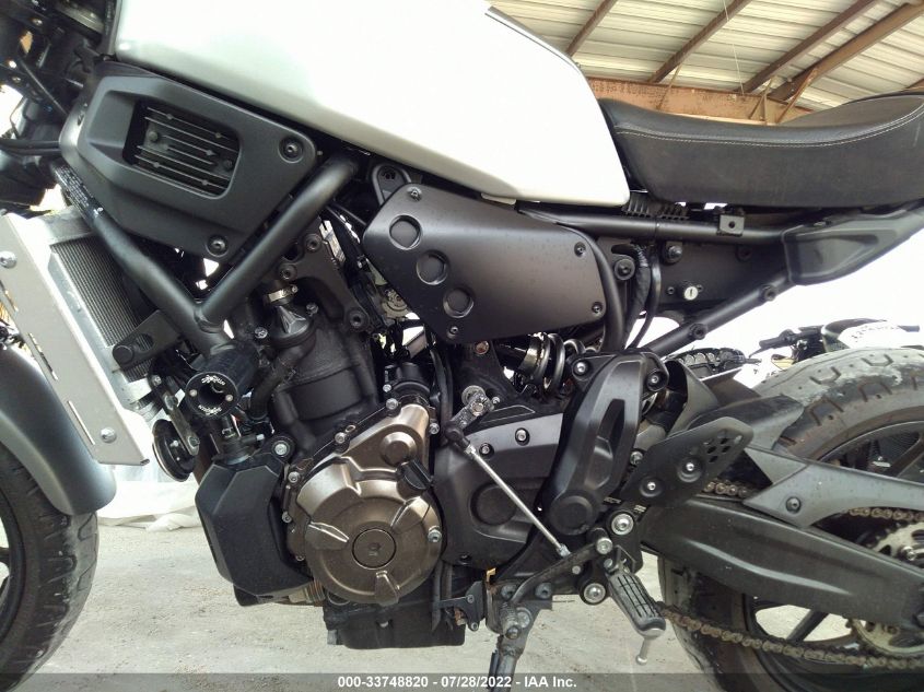 2018 YAMAHA XSR700 JYARM21E5JA000374