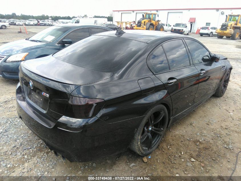 2014 BMW M5 WBSFV9C51ED097225
