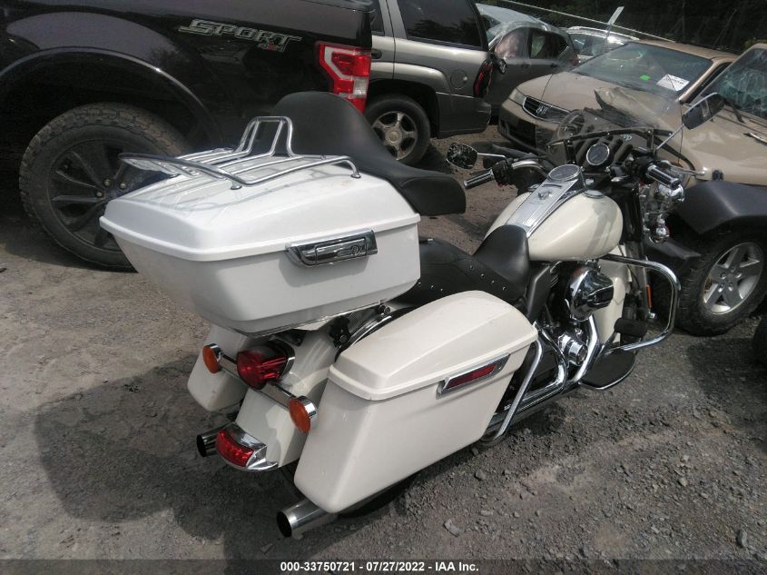 2014 HARLEY-DAVIDSON FLHP POLICE ROAD KING 1HD1FHM1XEB624015
