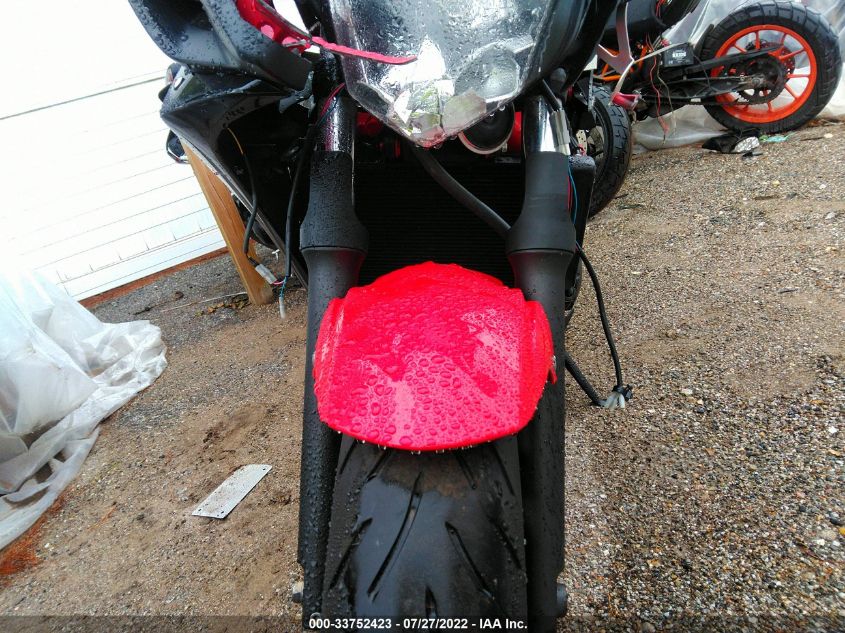 2015 YAMAHA FZ6 R JYARJ18E7FA014079