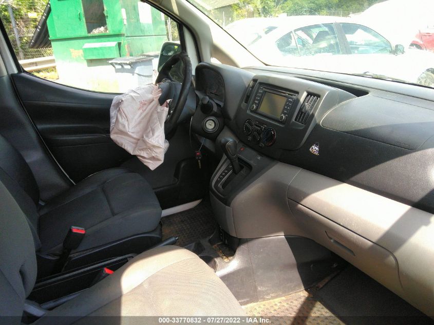 2015 NISSAN NV200 SV 3N6CM0KN2FK723714