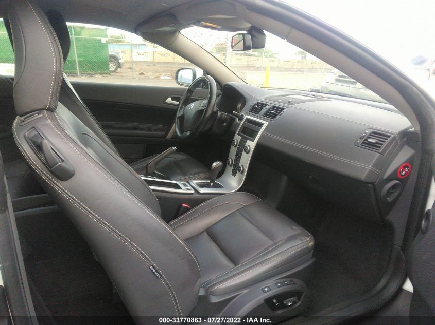 2013 VOLVO C70 T5 YV1672MC8DJ138353
