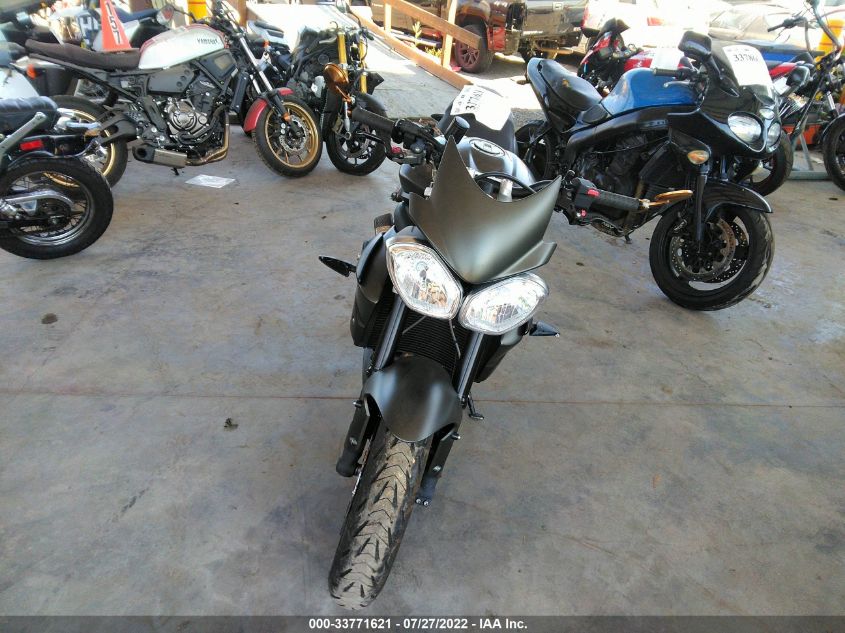 2013 TRIUMPH MOTORCYCLE STREET TRIPLE R SMTL03NE4DT585979