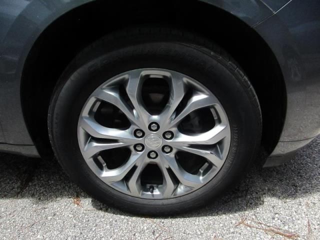 2021 BUICK ENCLAVE AVENIR 5GAEVCKW9MJ145775