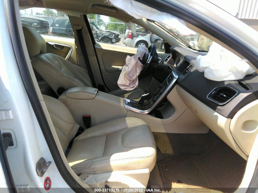2015 VOLVO V60 T5 DRIVE-E PREMIER YV126MEB5F1207974