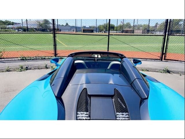 2018 MCLAREN AUTOMOTIVE 570S SBM13FAA5JW003925