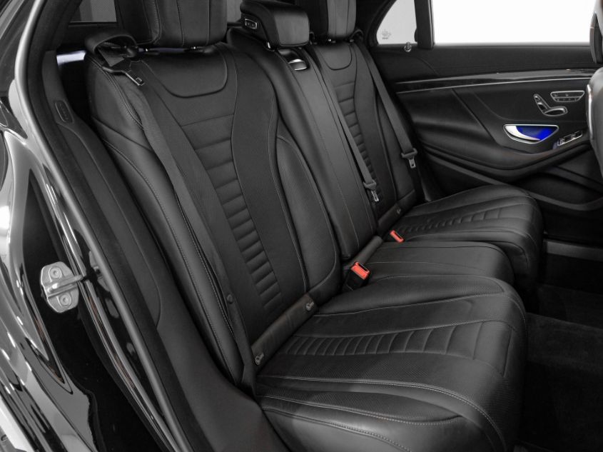 2019 MERCEDES-BENZ S 560 WDDUG8DB8KA461425
