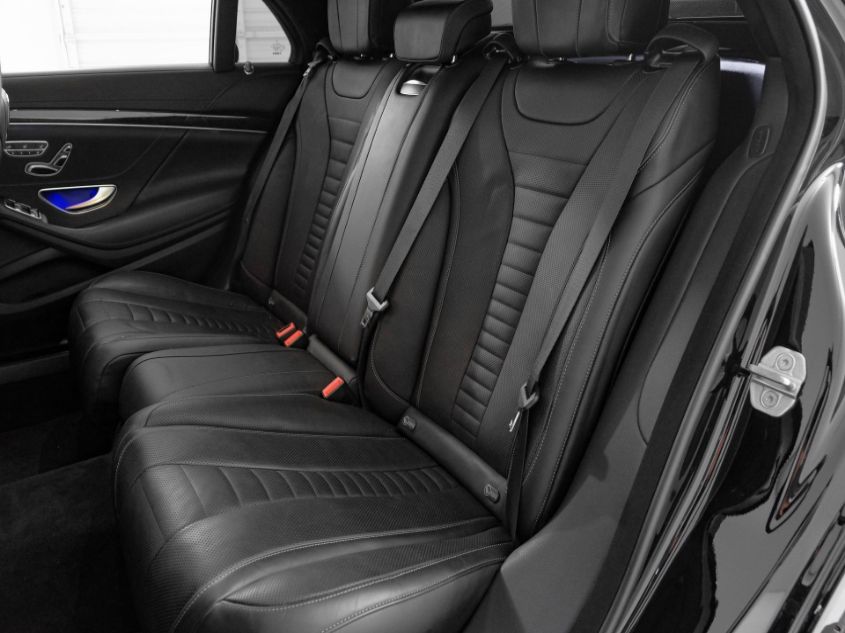 2019 MERCEDES-BENZ S 560 WDDUG8DB8KA461425