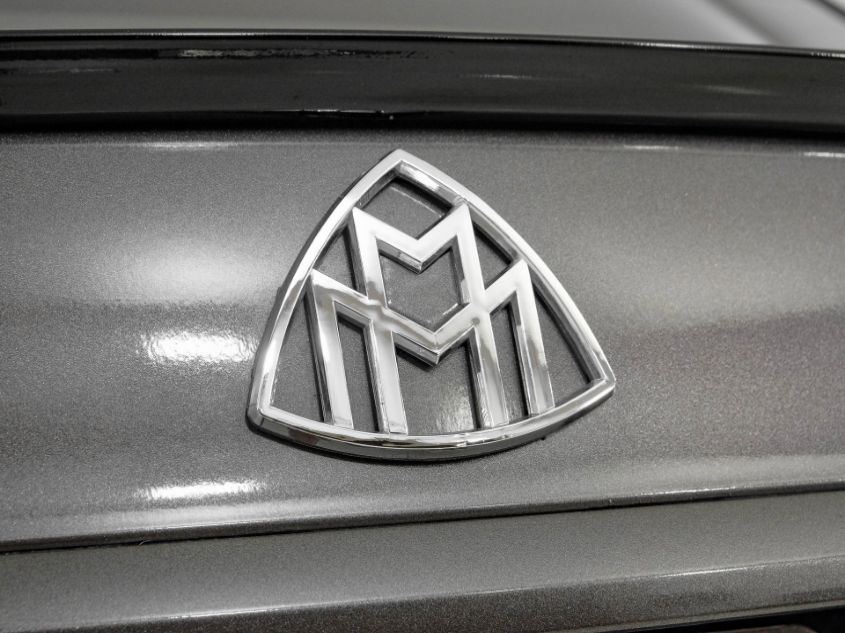2019 MERCEDES-BENZ S 560 WDDUG8DB8KA461425