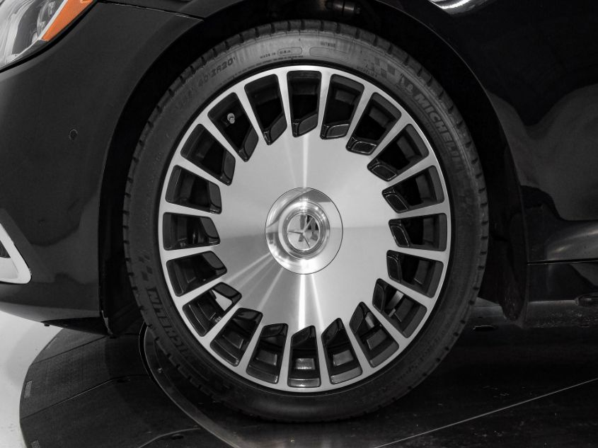2019 MERCEDES-BENZ S 560 WDDUG8DB8KA461425