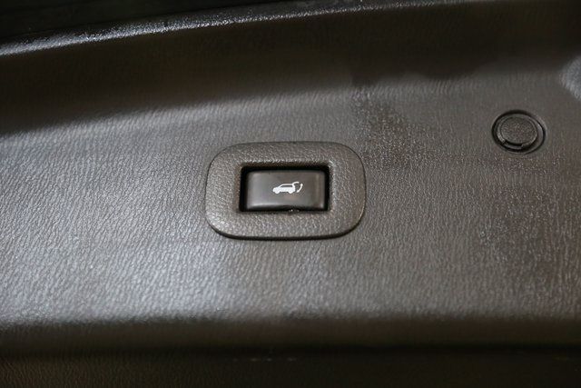 2017 INFINITI QX80 JN8AZ2NF6H9644424