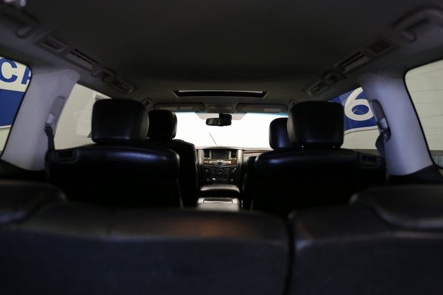 2017 INFINITI QX80 JN8AZ2NF6H9644424