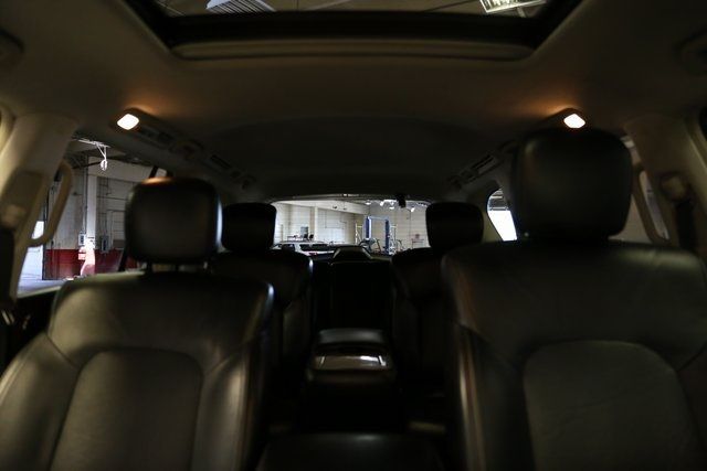 2017 INFINITI QX80 JN8AZ2NF6H9644424