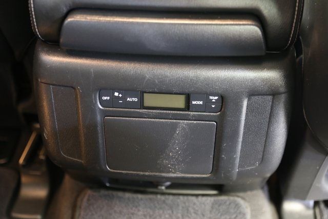 2017 INFINITI QX80 JN8AZ2NF6H9644424