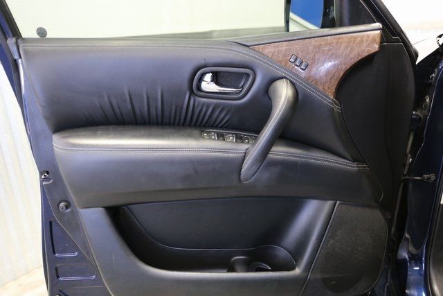 2017 INFINITI QX80 JN8AZ2NF6H9644424