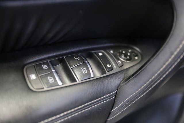 2017 INFINITI QX80 JN8AZ2NF6H9644424