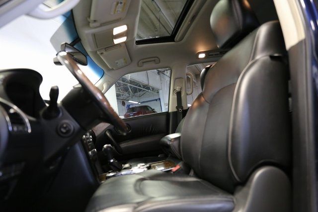 2017 INFINITI QX80 JN8AZ2NF6H9644424