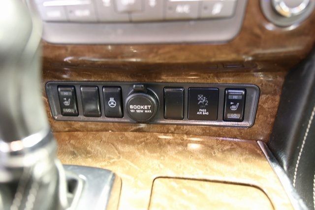 2017 INFINITI QX80 JN8AZ2NF6H9644424
