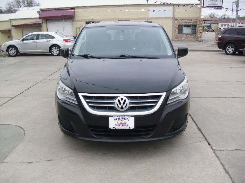 2014 VOLKSWAGEN ROUTAN SE W/RSE & NAVIGATION 2C4RVABG0ER134965